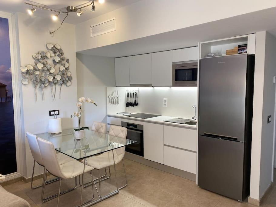 Piso De 2 Habitaciones, 3 Piscinas Y Cerca Del Mar Ρόζες Εξωτερικό φωτογραφία